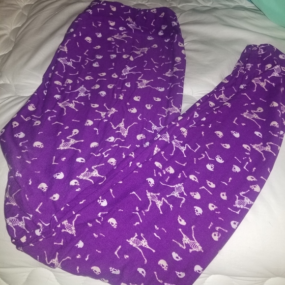 Skeleton Leggings - Picture 1 of 7